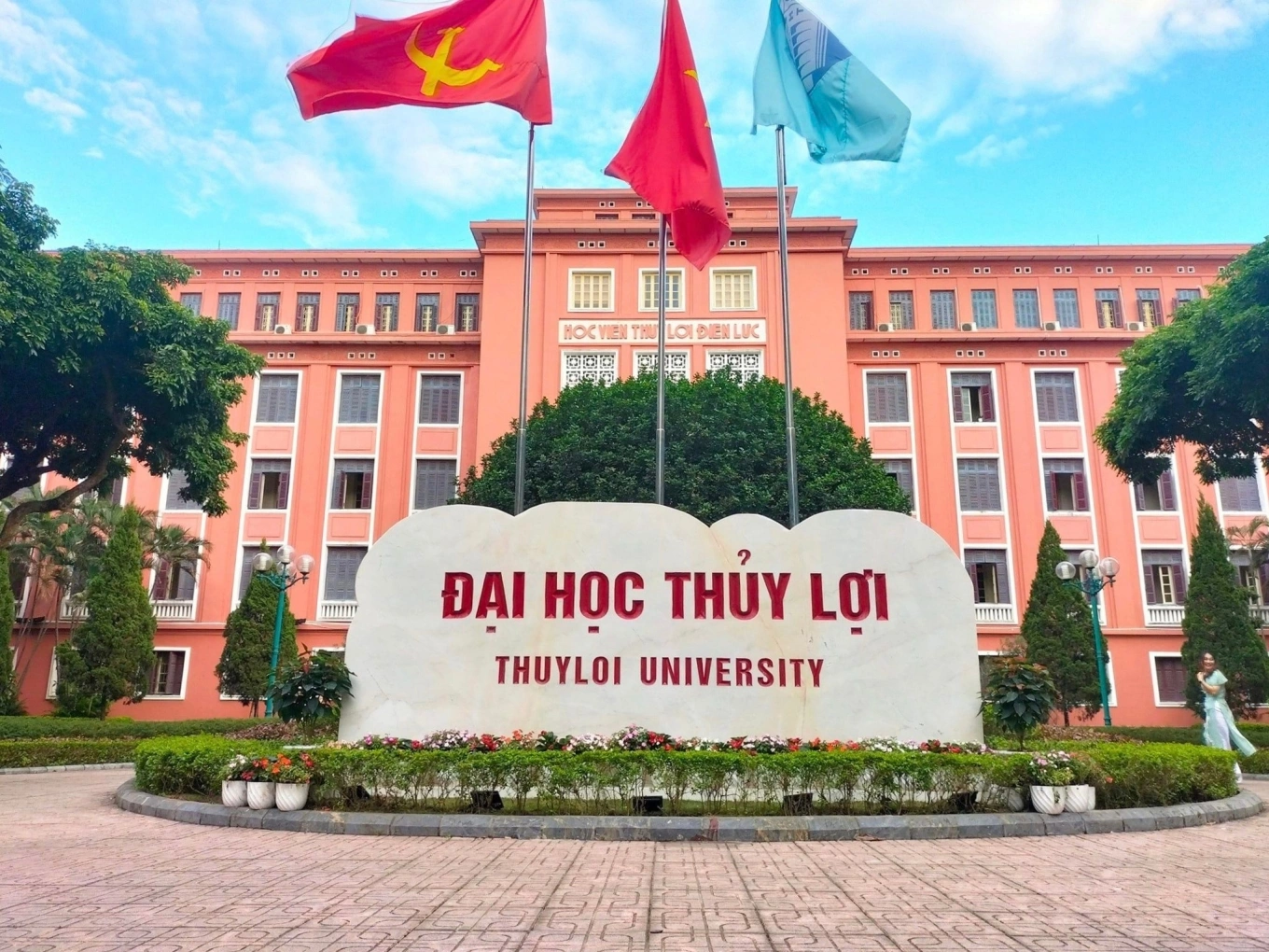 ng&agrave;nh thương mại điện tử